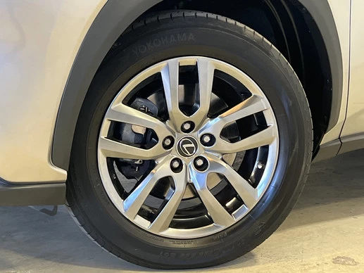 Lexus NX - Afbeelding 3 van 30