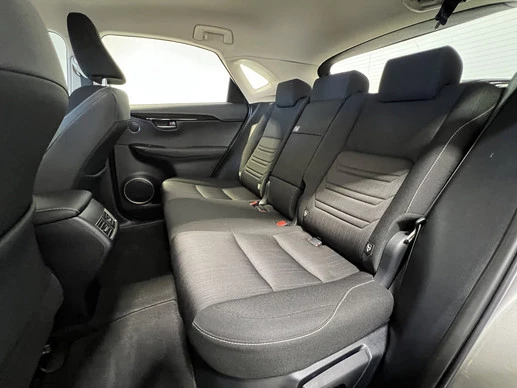 Lexus NX - Afbeelding 13 van 30
