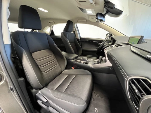 Lexus NX - Afbeelding 23 van 30