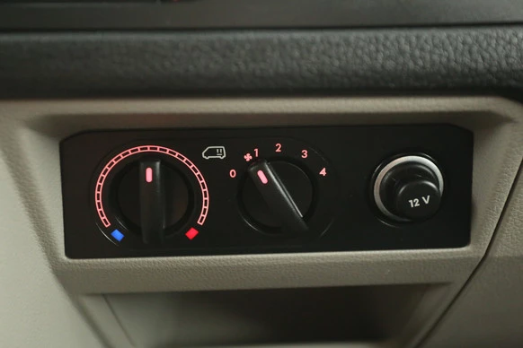 Volkswagen Transporter - Afbeelding 20 van 29