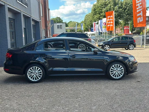 Volkswagen Jetta - Afbeelding 7 van 24