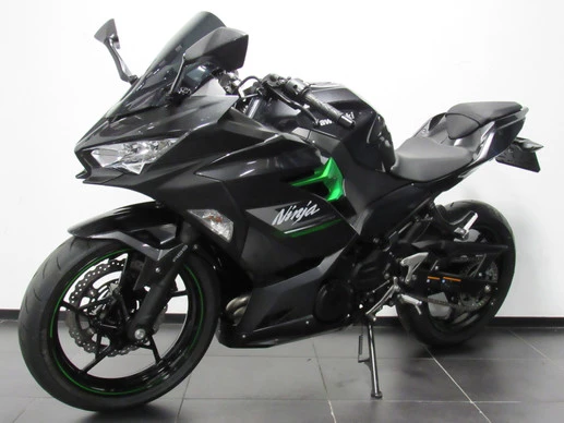 Kawasaki Ninja 400 - Afbeelding 3 van 8