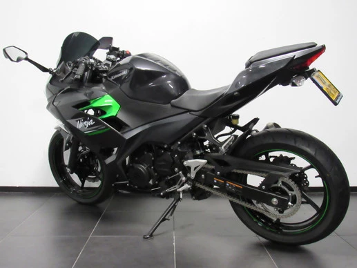 Kawasaki Ninja 400 - Afbeelding 5 van 8