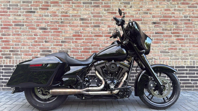 Harley-Davidson Street Glide - Afbeelding 5 van 18