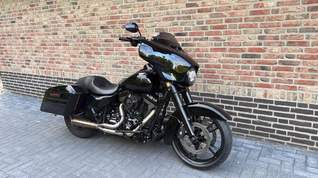 Harley-Davidson Street Glide - Afbeelding 6 van 18