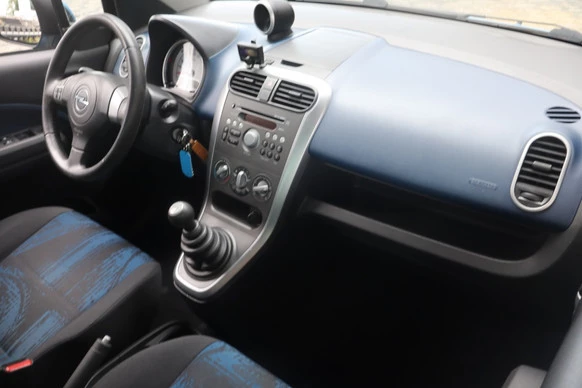 Opel Agila - Afbeelding 4 van 15