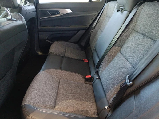 Renault Rafale - Afbeelding 19 van 28