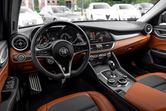 Alfa Romeo Giulia - Afbeelding 14 van 30