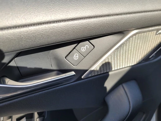 Jaguar I-PACE - Afbeelding 15 van 21