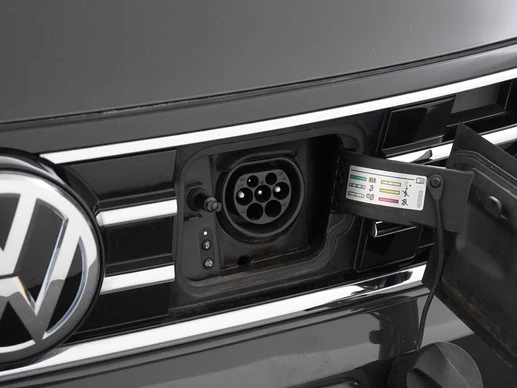 Volkswagen Passat - Afbeelding 23 van 30