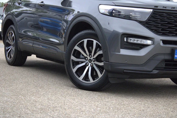 Ford Explorer - Afbeelding 2 van 30