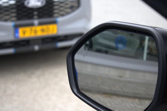 Ford Explorer - Afbeelding 11 van 30