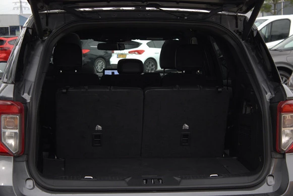 Ford Explorer - Afbeelding 18 van 30