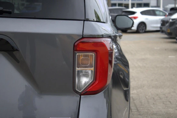 Ford Explorer - Afbeelding 22 van 30