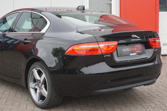 Jaguar XE - Afbeelding 25 van 27
