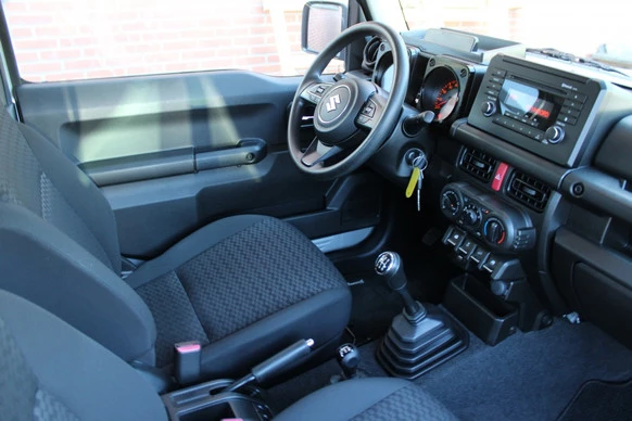 Suzuki Jimny - Afbeelding 22 van 23