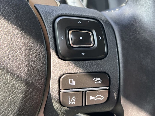 Lexus NX - Afbeelding 14 van 27