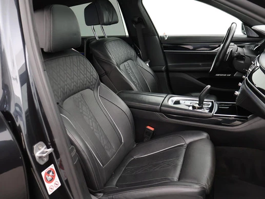 BMW 7 Serie - Afbeelding 14 van 30