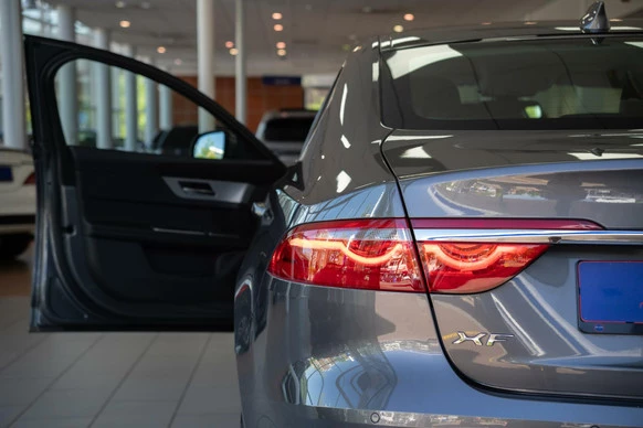 Jaguar XF - Afbeelding 9 van 30