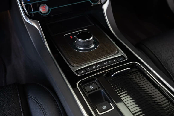 Jaguar XF - Afbeelding 23 van 30