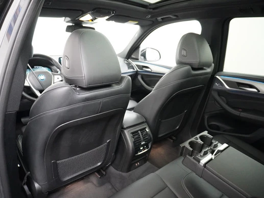 BMW iX3 - Afbeelding 10 van 30
