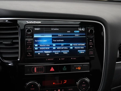 Mitsubishi Outlander - Afbeelding 15 van 30