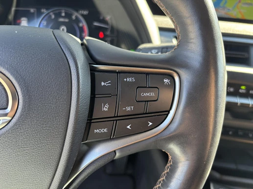 Lexus UX - Afbeelding 26 van 30