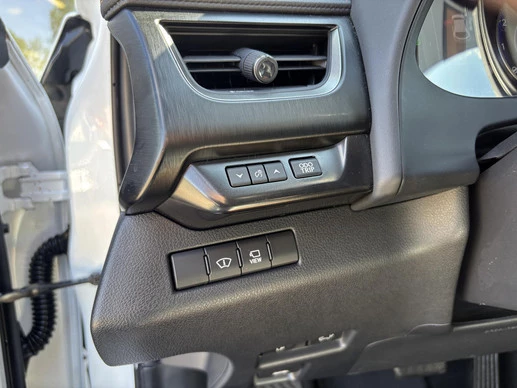 Lexus UX - Afbeelding 29 van 30