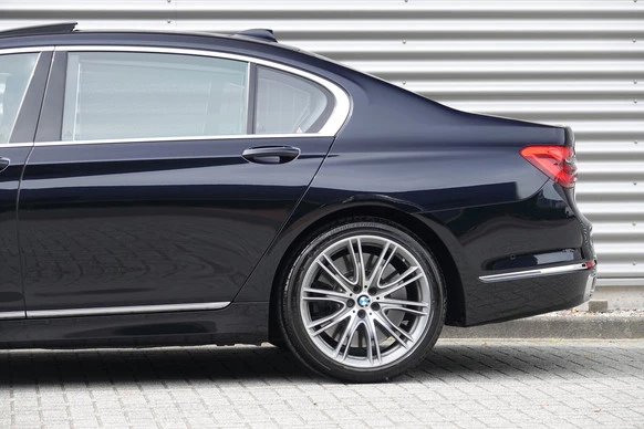 BMW 7 Serie - Afbeelding 7 van 30