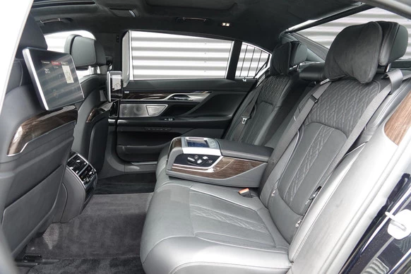BMW 7 Serie - Afbeelding 12 van 30