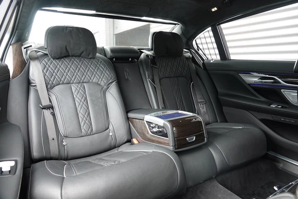 BMW 7 Serie - Afbeelding 16 van 30
