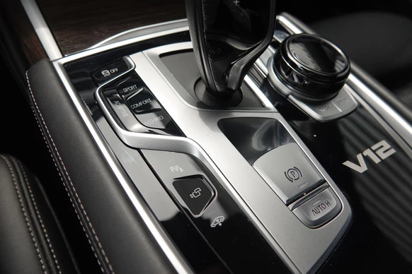 BMW 7 Serie - Afbeelding 28 van 30