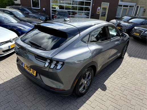 Ford Mustang Mach-E - Afbeelding 21 van 28