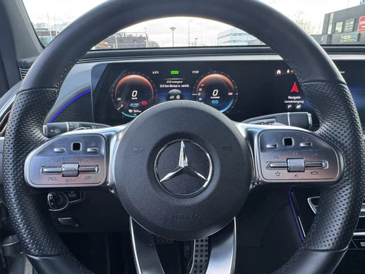 Mercedes-Benz EQC - Afbeelding 15 van 18