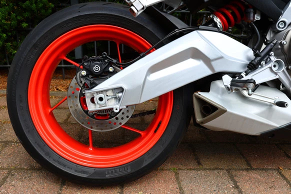 Aprilia Tuono 660 - Afbeelding 15 van 25