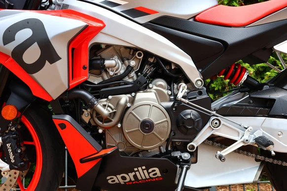 Aprilia Tuono 660 - Afbeelding 24 van 25