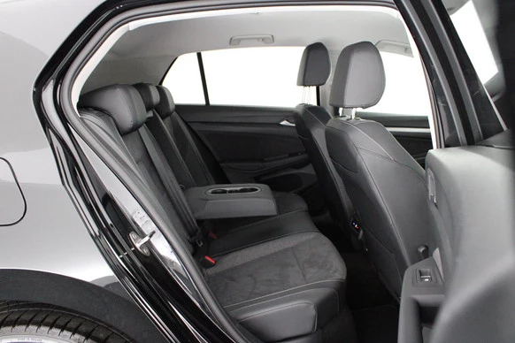 Volkswagen Golf - Afbeelding 13 van 30