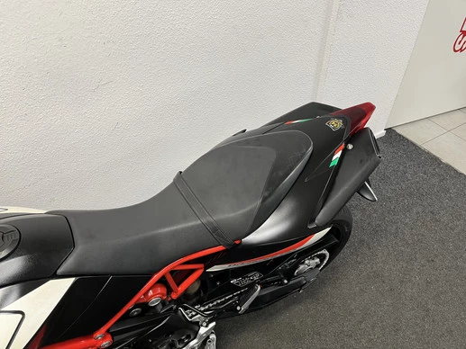 Aprilia Dorsoduro 900 - Afbeelding 16 van 16