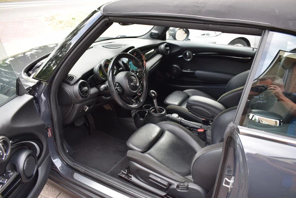 MINI Cooper S Cabrio - Afbeelding 19 van 30