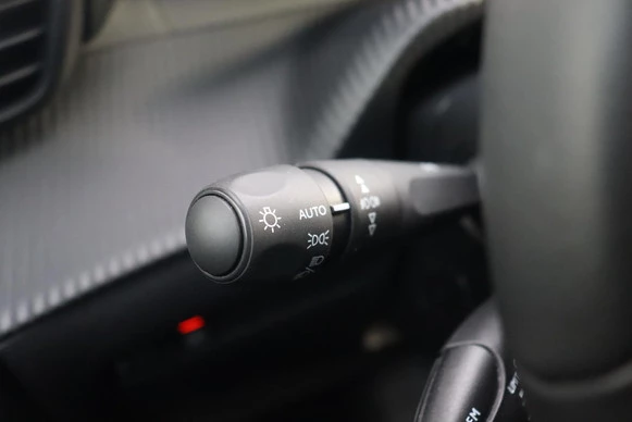 Peugeot e-2008 - Afbeelding 15 van 30
