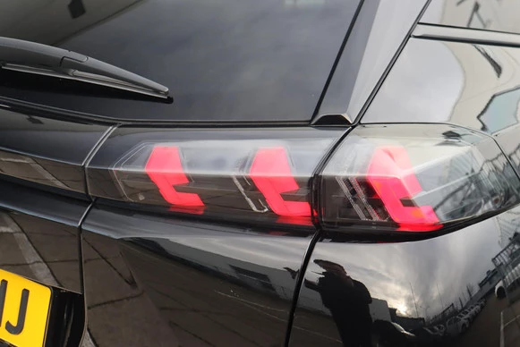 Peugeot e-2008 - Afbeelding 28 van 30