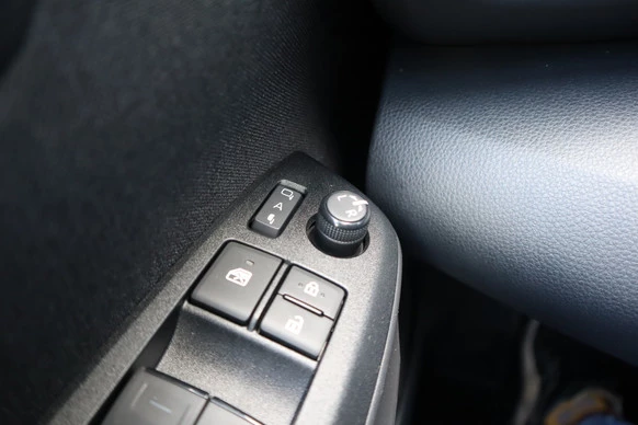 Mazda 2 Hybrid - Afbeelding 18 van 30