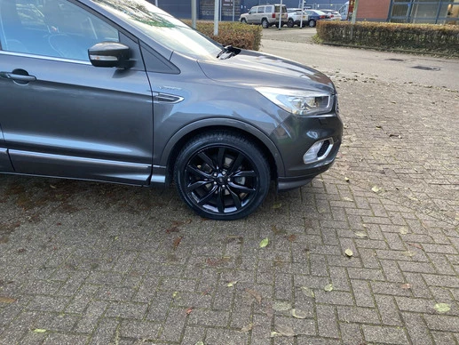 Ford Kuga - Afbeelding 8 van 24