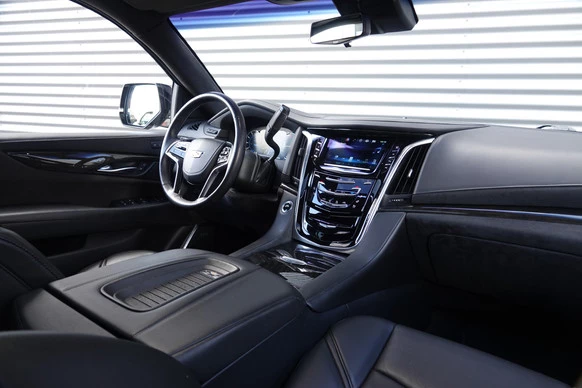 Cadillac Escalade - Afbeelding 13 van 30