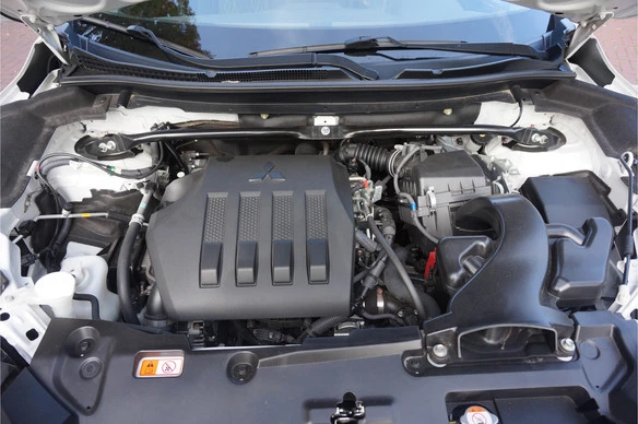 Mitsubishi Eclipse Cross - Afbeelding 14 van 30