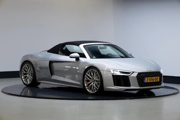 Audi R8 - Afbeelding 2 van 29