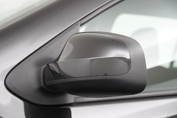 Dacia Logan - Afbeelding 27 van 30