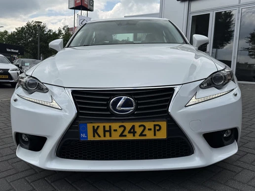 Lexus IS - Afbeelding 8 van 30