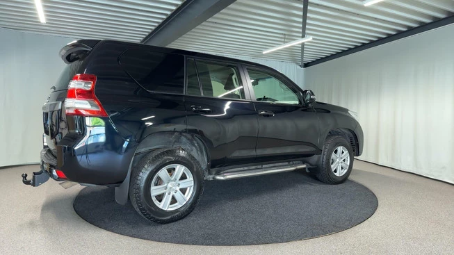 Toyota Land Cruiser - Afbeelding 8 van 30