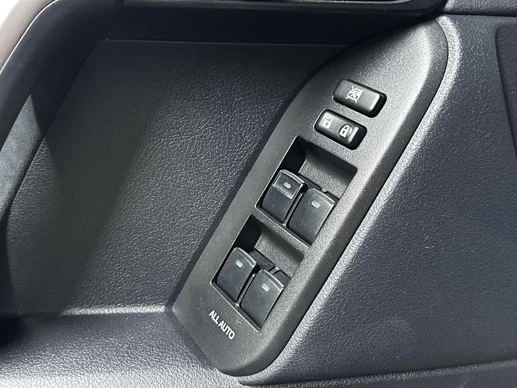 Toyota Land Cruiser - Afbeelding 24 van 30